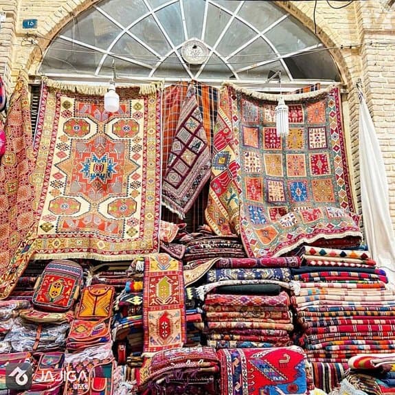 سفر به شیراز در پاییز