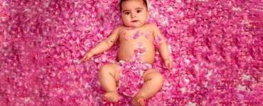 indexghj سفر به دامغان و تماشای نوزادان در آغوش گلبرگ‌ها