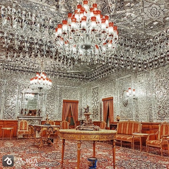 تالار-آینه_ایران-مال-سفر-به-تهران-عید-1401