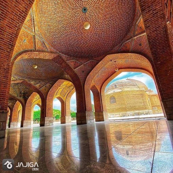 مسجد کبود 3 1 سفر به تبریز، شهر هنر و خوردنی‌های بی‌نظیر