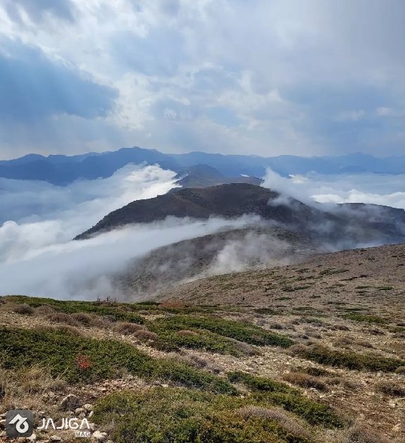 ارفه کوه از جاهای دیدنی سوادکوه