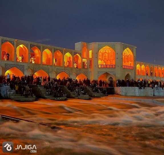 اصفهان در شب
