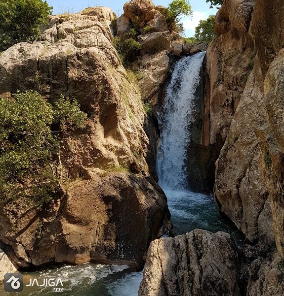 آبشار کاکارضا جاهای دیدنی لرستان، شگفتی طبیعت و تاریخ